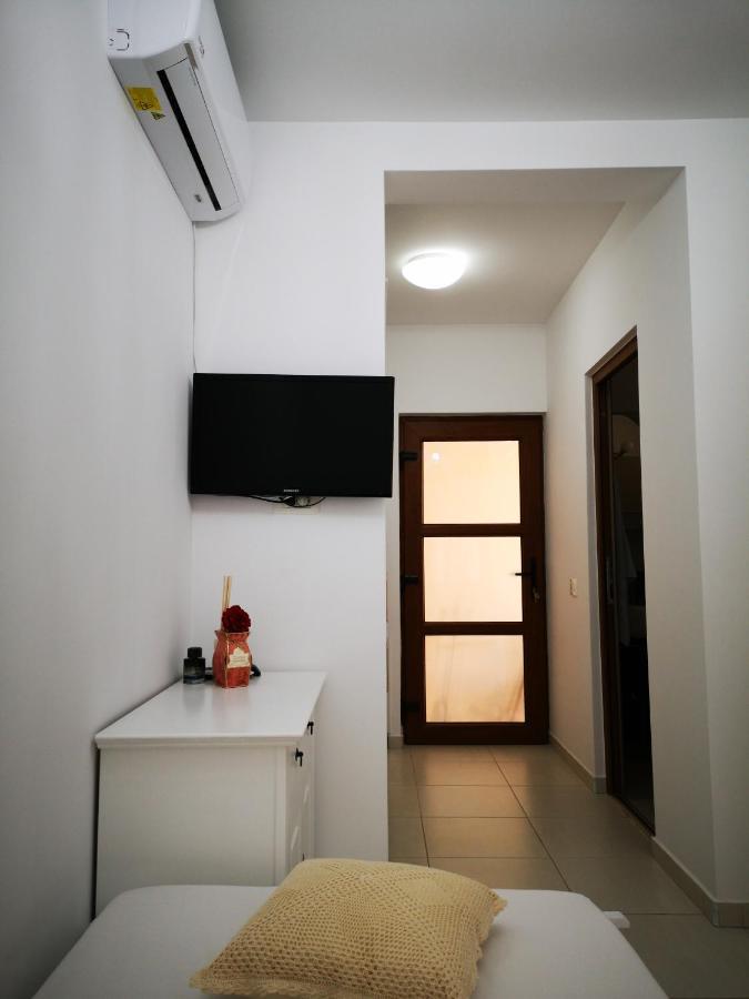 Brize Guest House Tuzla Exterior foto