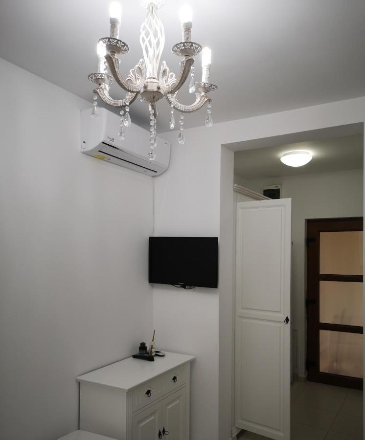 Brize Guest House Tuzla Exterior foto