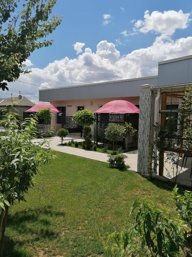 Brize Guest House Tuzla Exterior foto